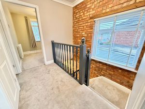 Knowle Close Great Sutton